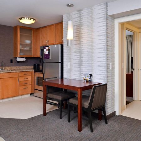 Residence Inn By Marriott Coralville Esterno foto