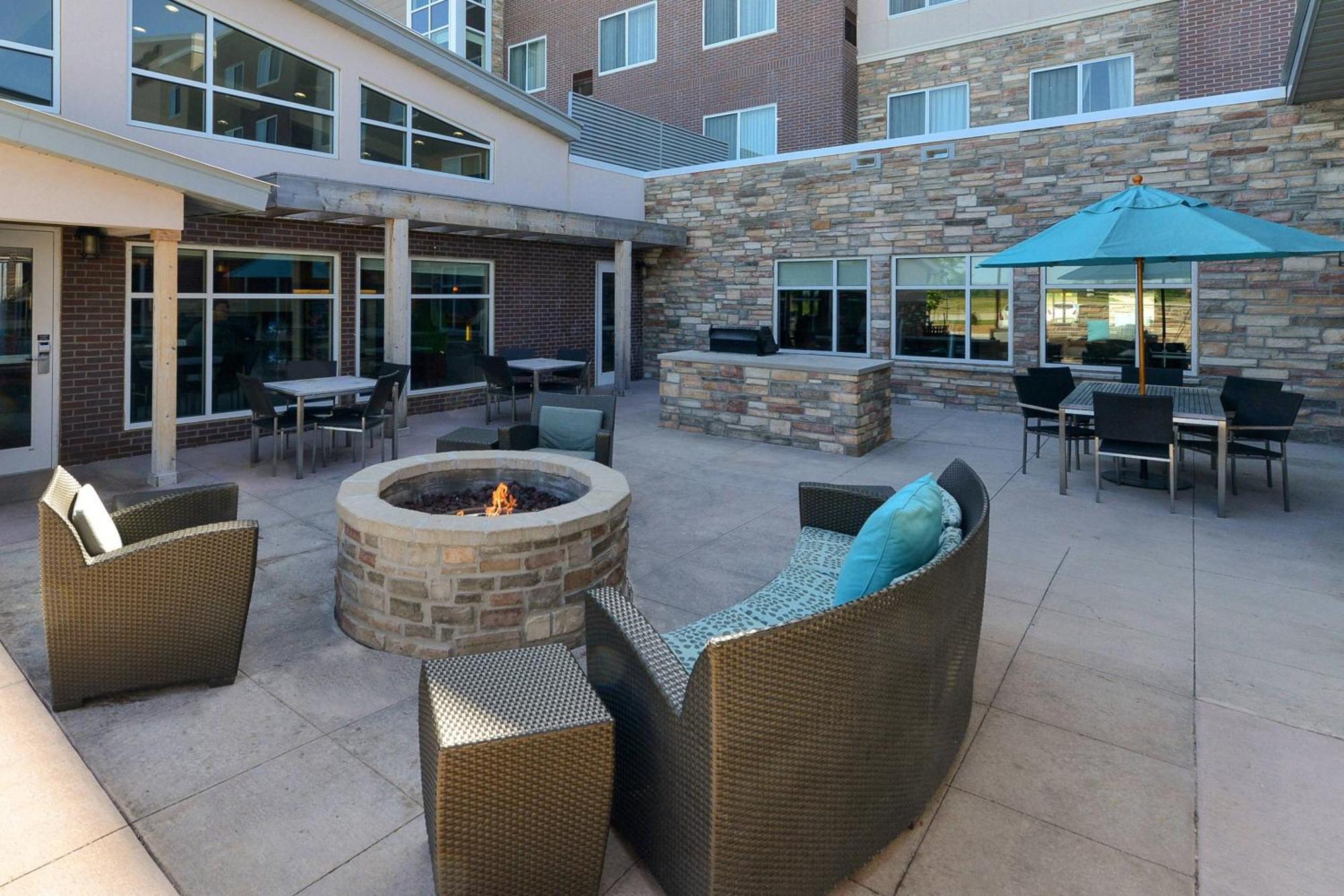 Residence Inn By Marriott Coralville Esterno foto